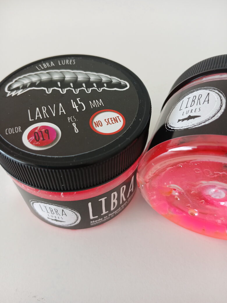 Larva 45mm, 019-Hot Pink, 1,6gr, no scent, 8pcs/pack