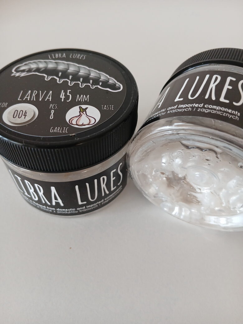 Larva 45mm, 004-Silver Pearl, 1,6gr, Garlic, 8pcs/pack