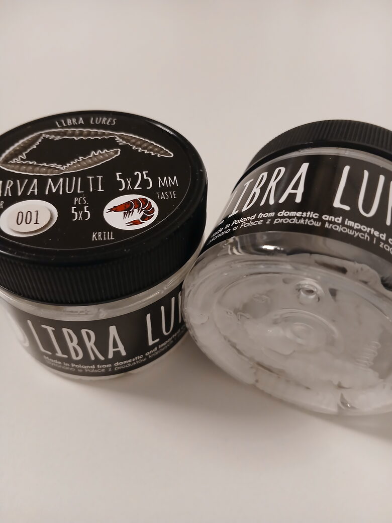 Larva multi 25mm (5x5), 001 - White, 2,25gr, Krill, 25(5x5)pcs/pack