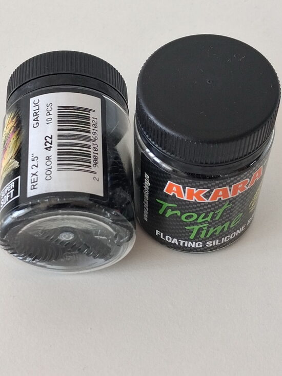 Akara Softail Trout Time REX 2.5" / 63mm Garlic Color 422 (10 tk)