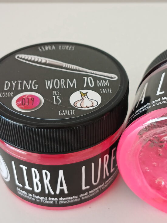 Dying Worm 70, 019-Hot Pink, 0,53gr, Garlic, 15pcs/pack