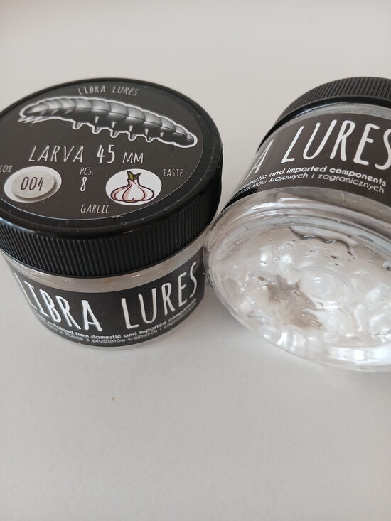 Larva 45mm, 004-Silver Pearl, 1,6gr, Garlic, 8pcs/pack