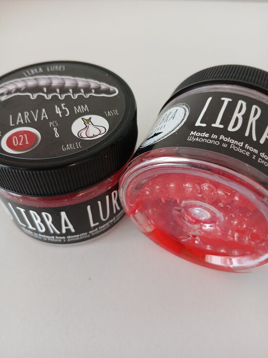 Larva 45mm, 021-Red, 1,6gr, Garlic, 8pcs/pack