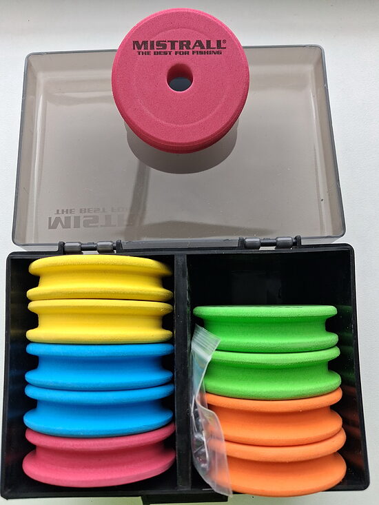 Rakenduste ja trosside karp Mistrall 10 EVA pooliga (15x11.5x7cm)