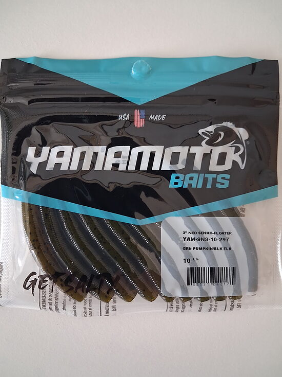  Съедобный силикон Yamamoto Baits 3" Ned Senko-Floater (Green Pumpkin / Blk Flk)